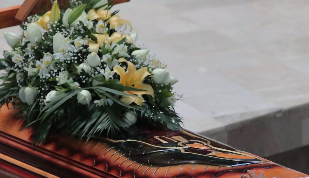 La polémica publicidad #10YearsChallenge de una funeraria.