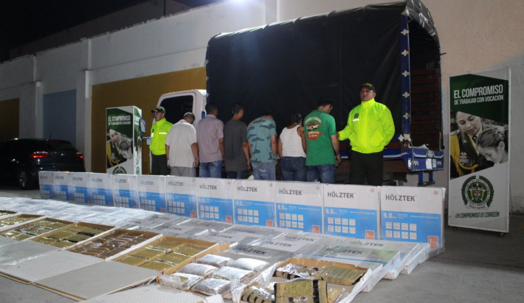 DROGA EN BUCARAMANGA: Incautan una tonelada de marihuana proveniente del Cauca