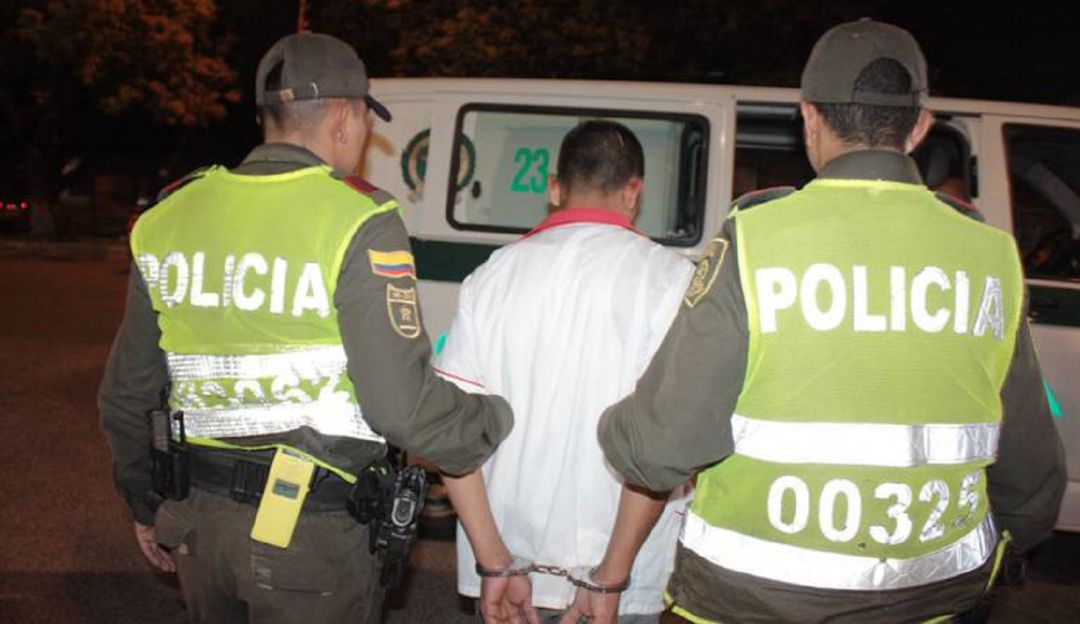 Vigilante en Cartagena robó en el mismo edificio que cuidaba: Vigilante en Cartagena robó en el mismo edificio que cuidaba