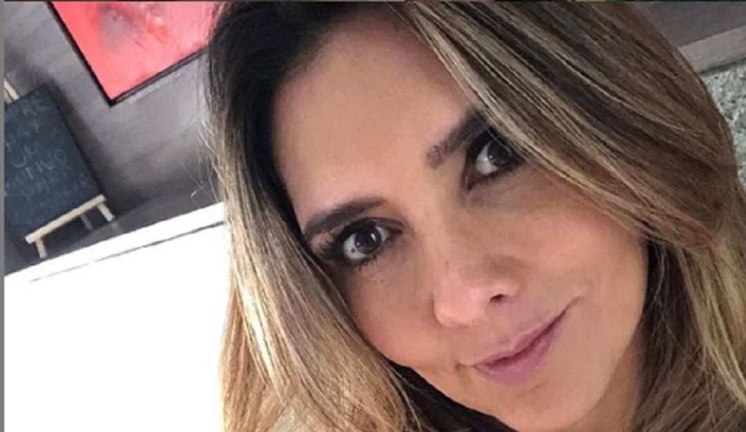 Mónica