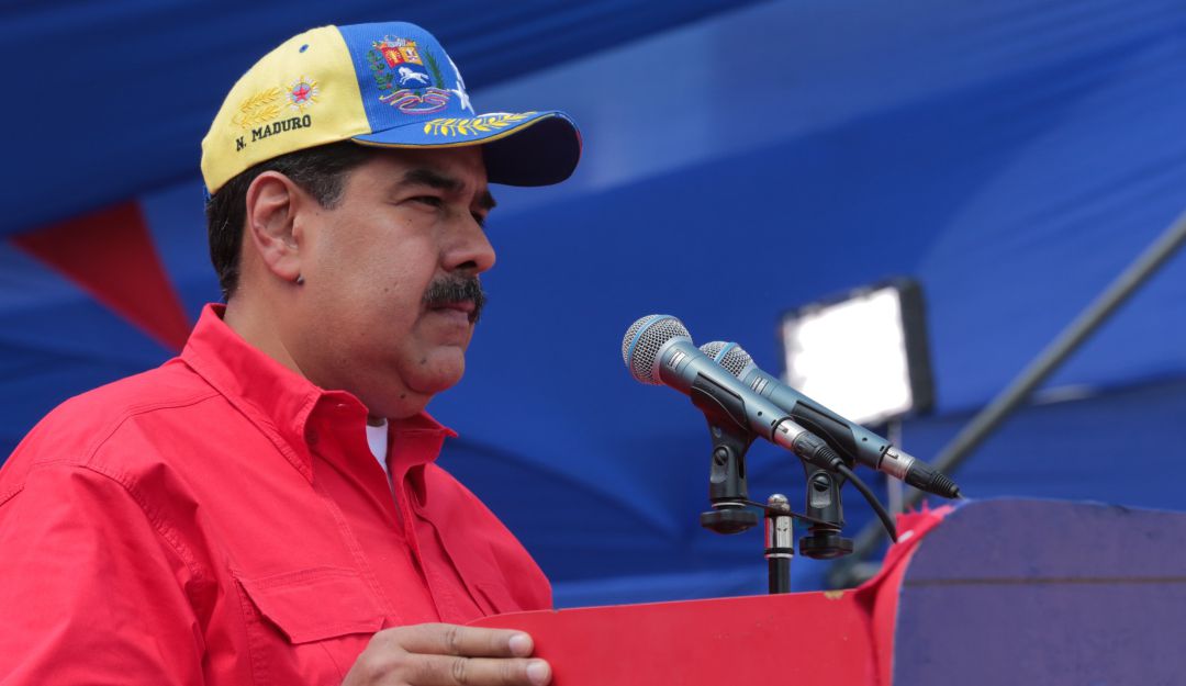 Crisis en Venezuela: Maduro rechaza ayuda humanitaria y llama a recoger firmas contra EE.UU.