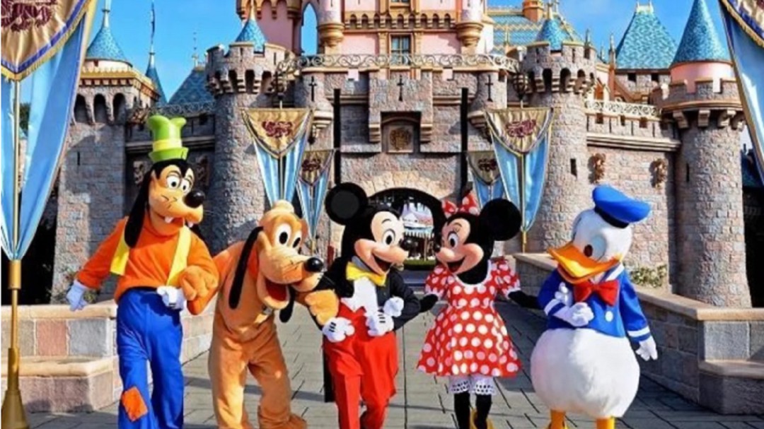 Disneyland celebrará por primera vez un desfile del orgullo gay