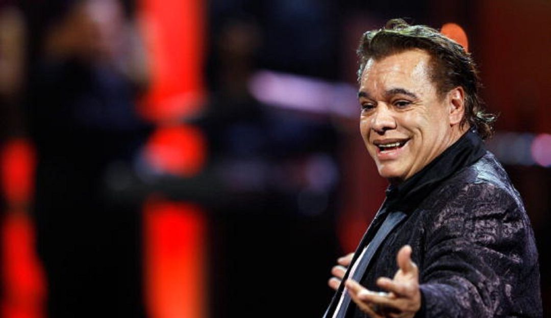 Exmanager asegura que juan Gabriel esta vivo: Juan Gabriel, ¿vivo, pero muy enfermo?