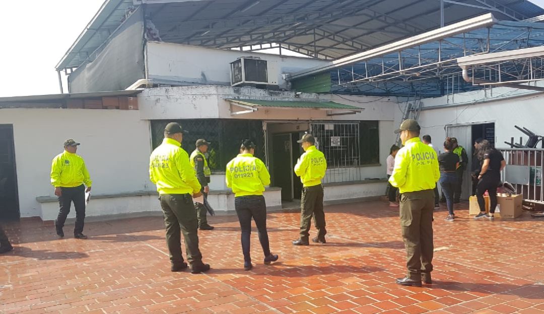 ALLANAMIENTOS SAN ANDRESITOS: Extinción de dominio a locales que vendían contrabando en San Andresito