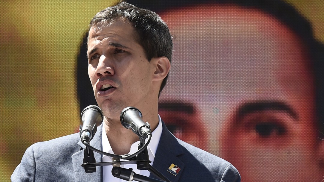 Guaidó dice que gracias a su campaña Maduro compró medicamentos