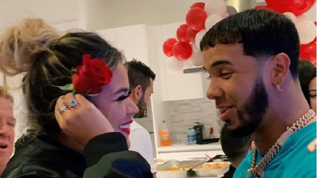 ¡Regalazo! El lujoso detalle que Anuel AA le dio a Karol G de cumpleaños