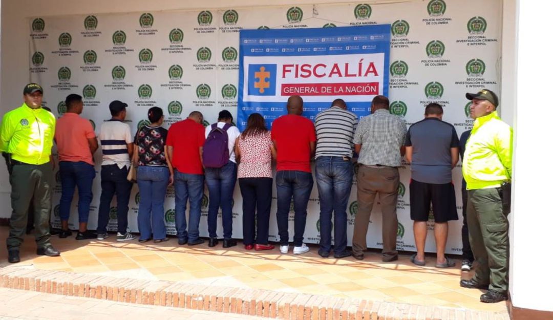 Policías corruptos: Descubren a policías que se hacían pasar por "locos"