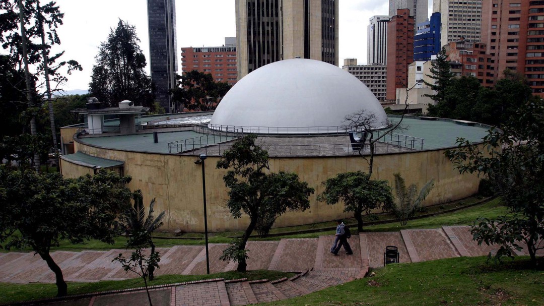 El planetario de Bogotá celebra sus 50 años al lado de las localidades
