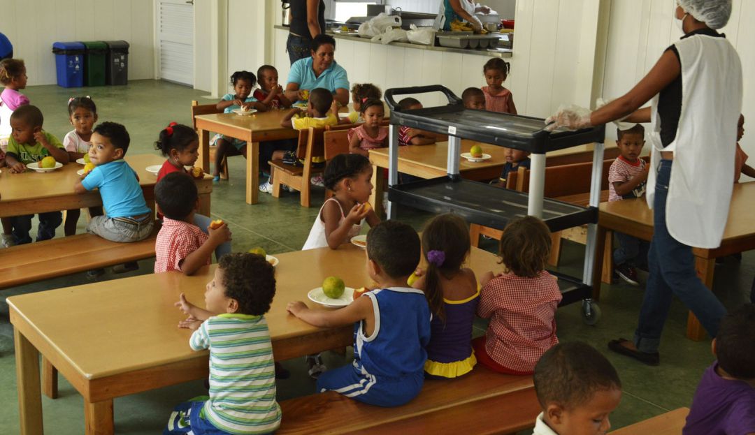 Alimentación infantil: Denuncian al gobernador de Sucre por supuesta corrupción en el PAE