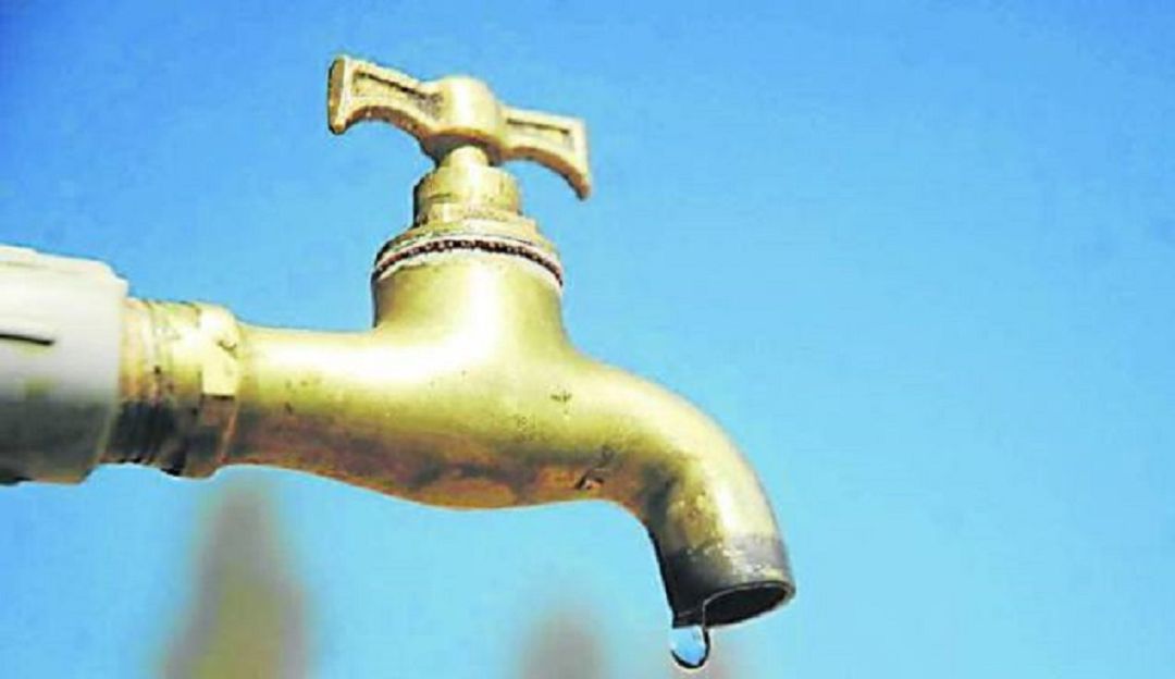 Caída de tanque de agua en Candelaria, Valle: Siete viviendas con daños, dejó caída de tanque de agua en Candelaria