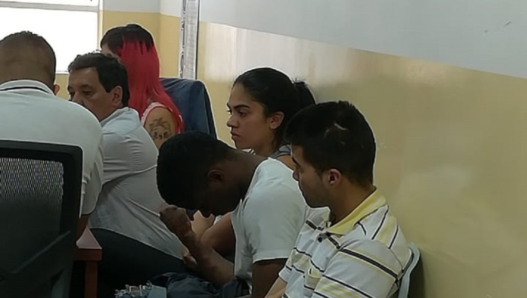 Capturan a cuatro presuntos extorsionistas
