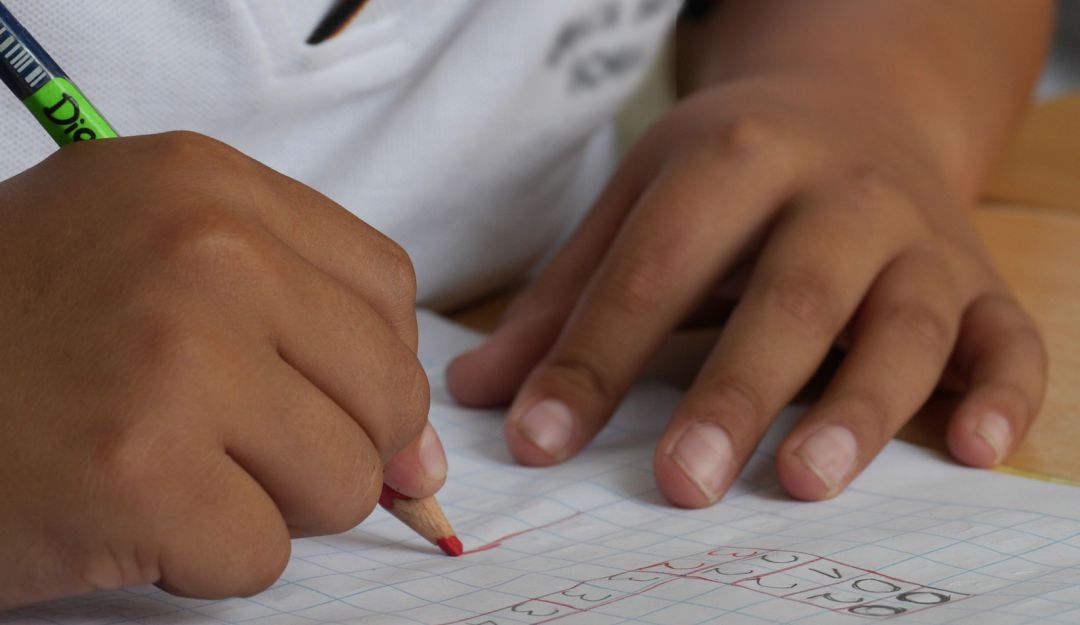 Niños indigenas en Colombia: Ordenan educación de niños indígenas en Centro Etnoeducativo