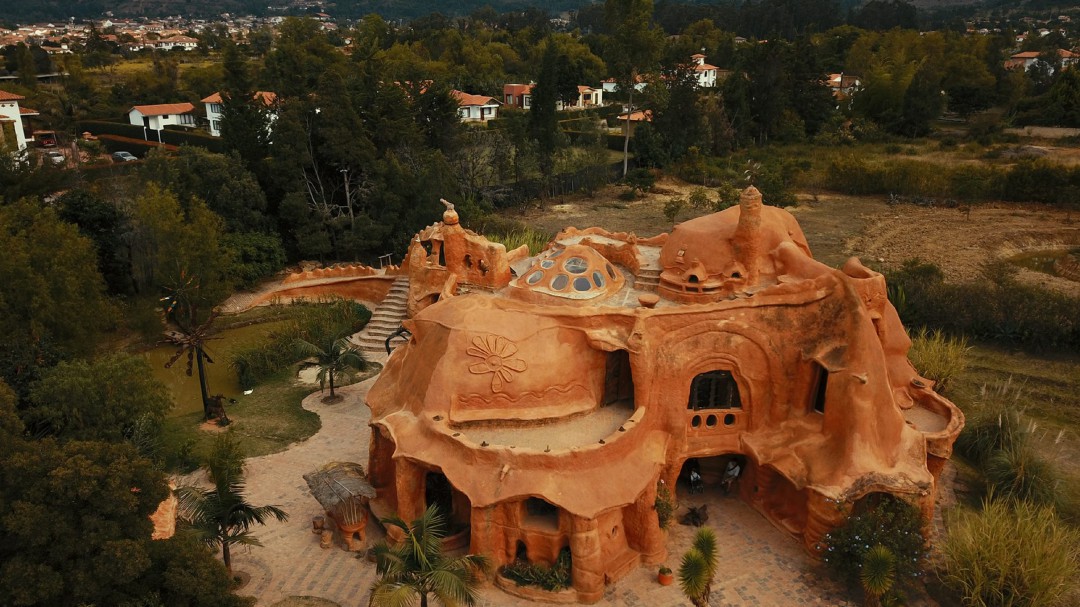 La Casa Terracota de Octavio Mendoza