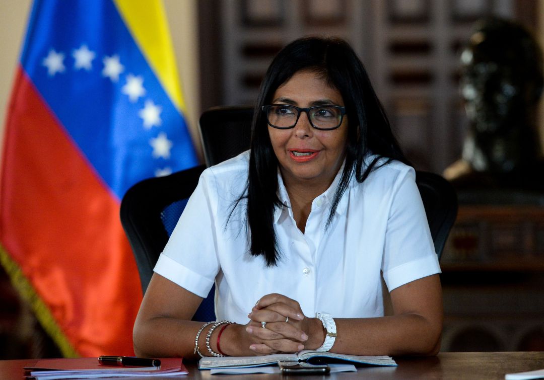 Venezuela anuncia "cierre total" de puentes fronterizos con Colombia
