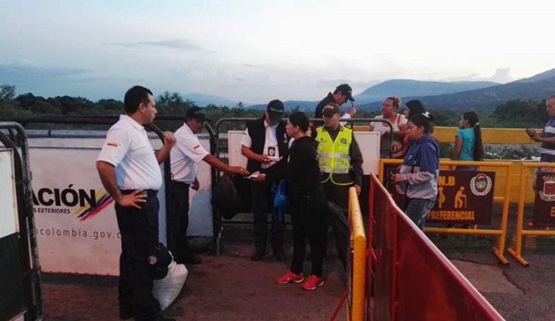 Colombia cierra por dos días la frontera con Venezuela