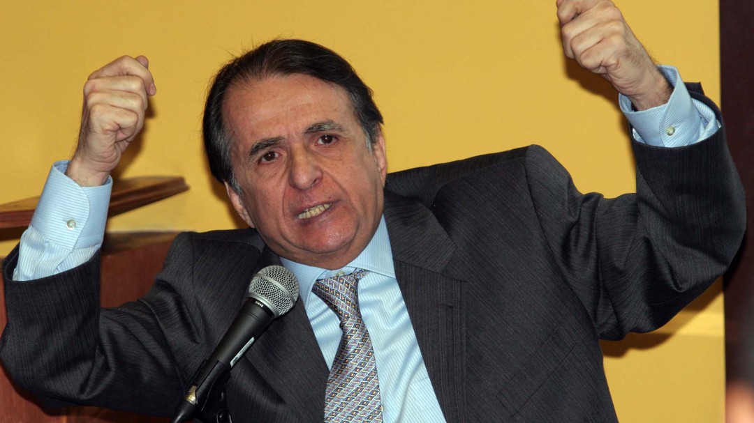 En libertad condicional exminsitro Alberto Santofimio