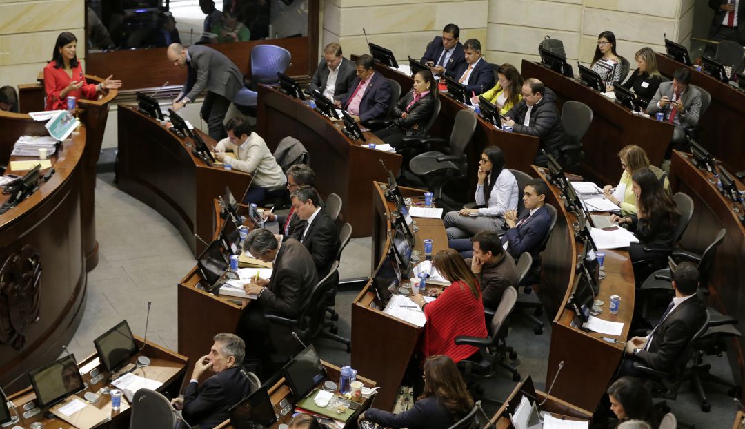 Sectores políticos rechazan posible intervención militar en Venezuela
