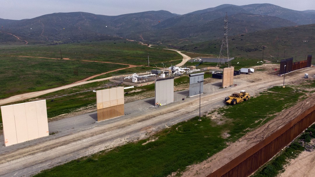 Denuncian abusos sexuales a menores no acompañados en frontera E.E.U.U