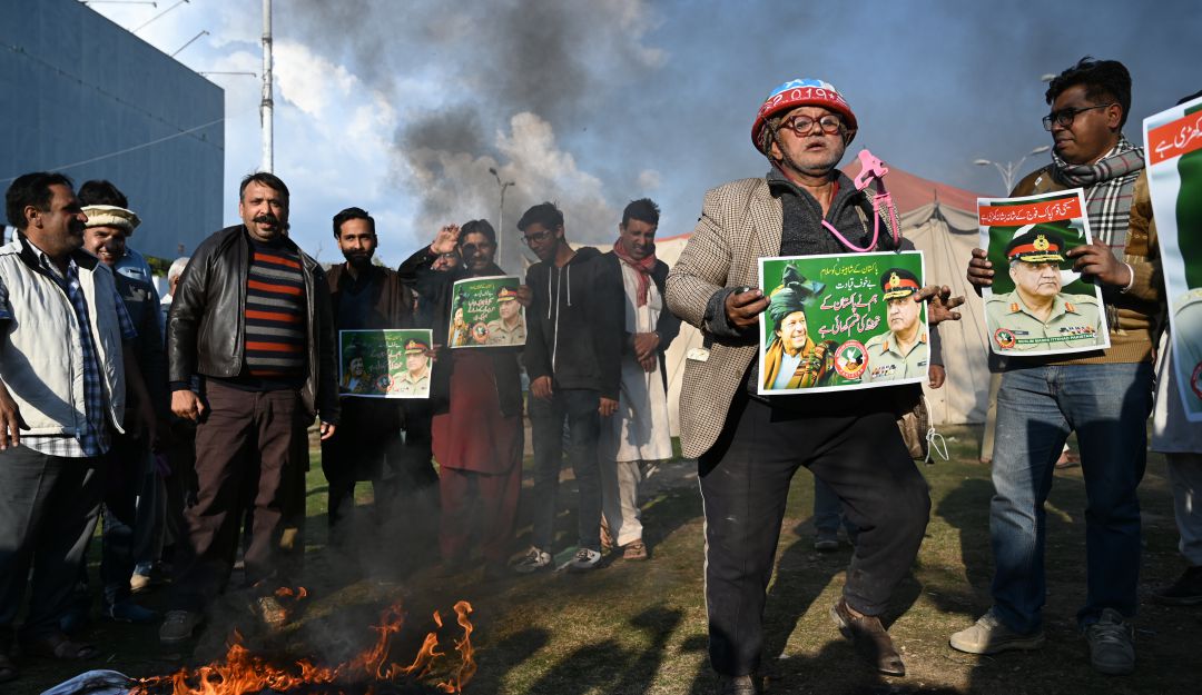 Aviones derribados en Pakistán: Tensión en Cachemira, India y Pakistán, aseguran haber derribado aviones