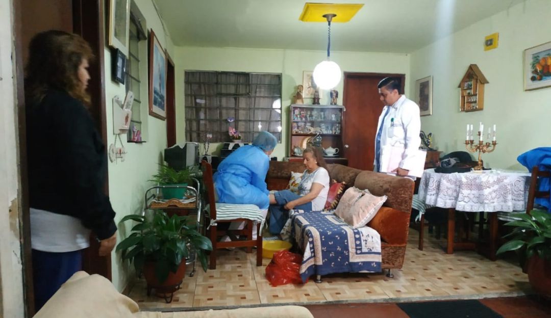 Médicos domiciliarios: En los zapatos de un médico del programa domiciliario