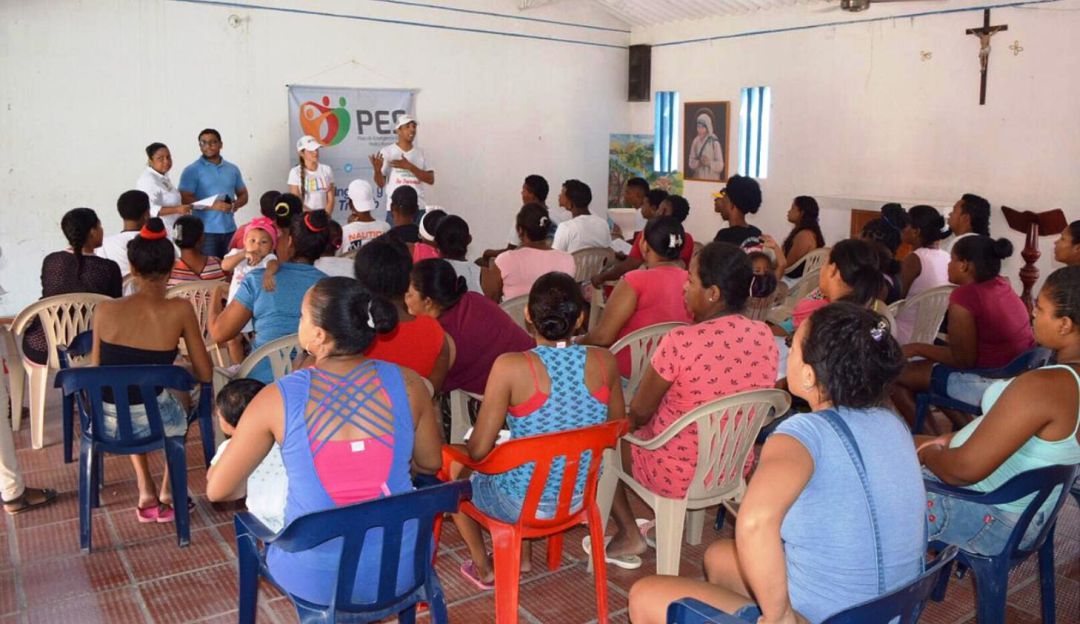 PES Cartagena: PES llega a Loma Fresca con capacitación sobre emprendimiento