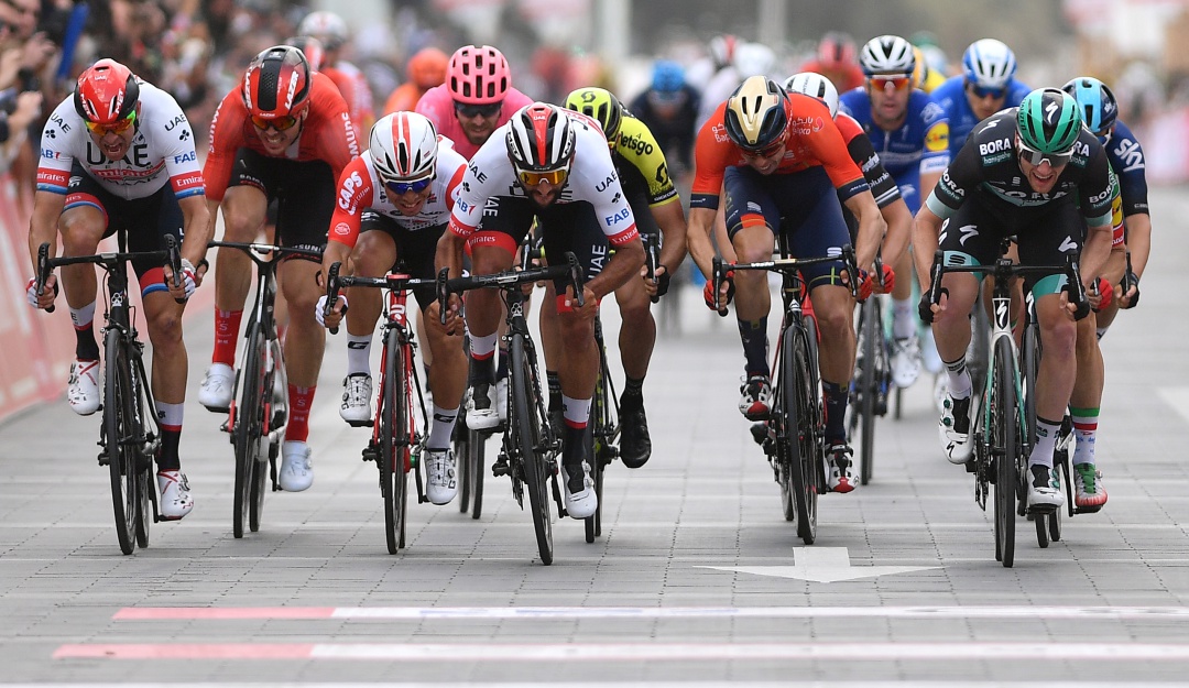 Fernando Gaviria subcampeón Tour Emiratos: Gaviria fue segundo en la última etapa del Tour de Emiratos