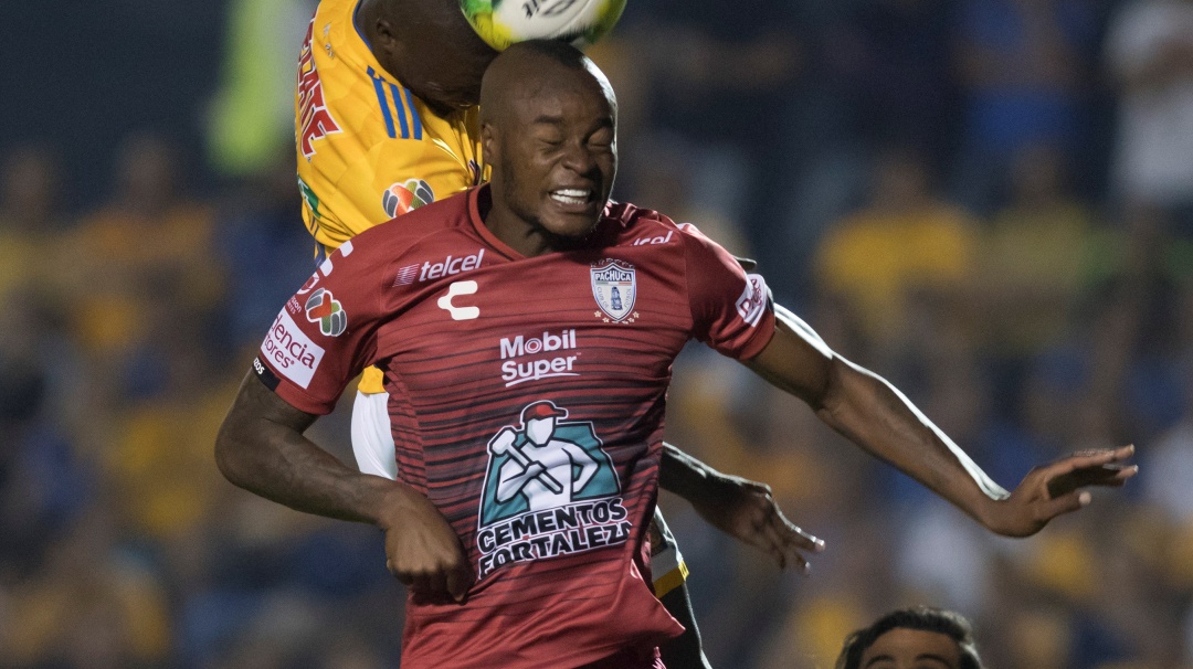 Barreiro marcó dos autogoles en derrota del Pachuca
