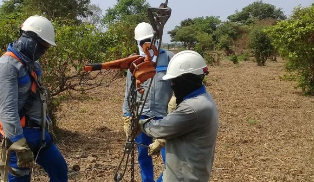 Electricaribe mejoras Magangué Bolívar: Electricaribe adelanta mejoras en Magangué y municipios vecinos