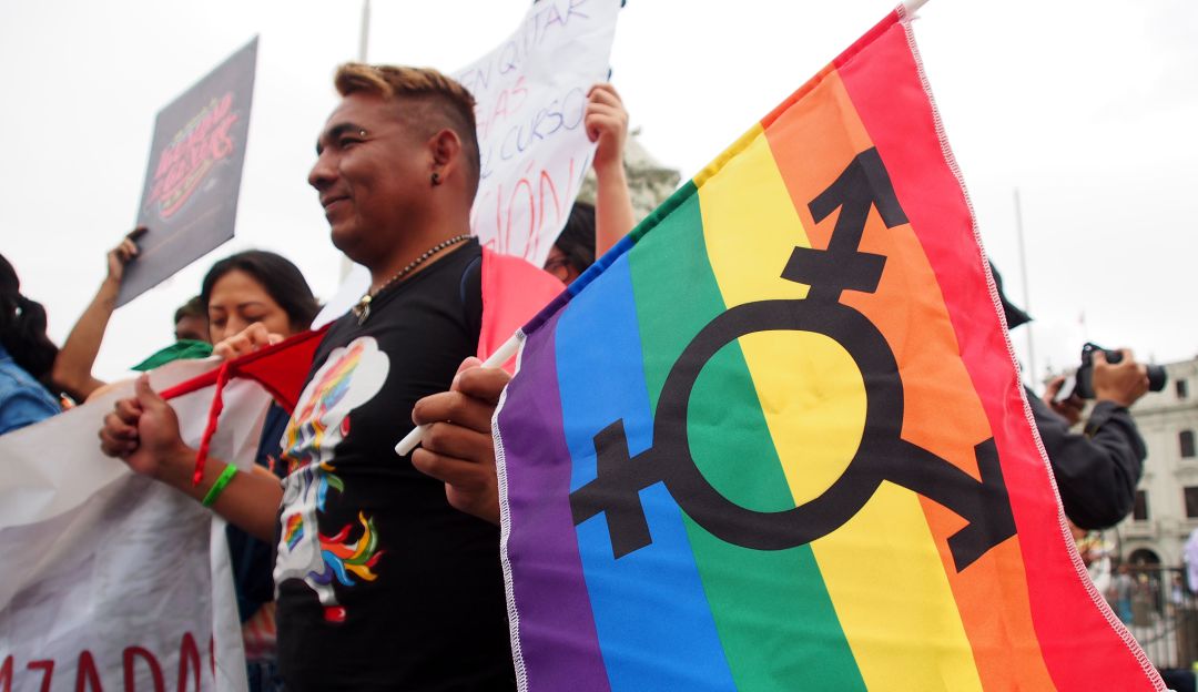 Senador con comentarios hómofobos: ONG's se oponen a nombramiento de cristiano anti LGBTI en Mininterior