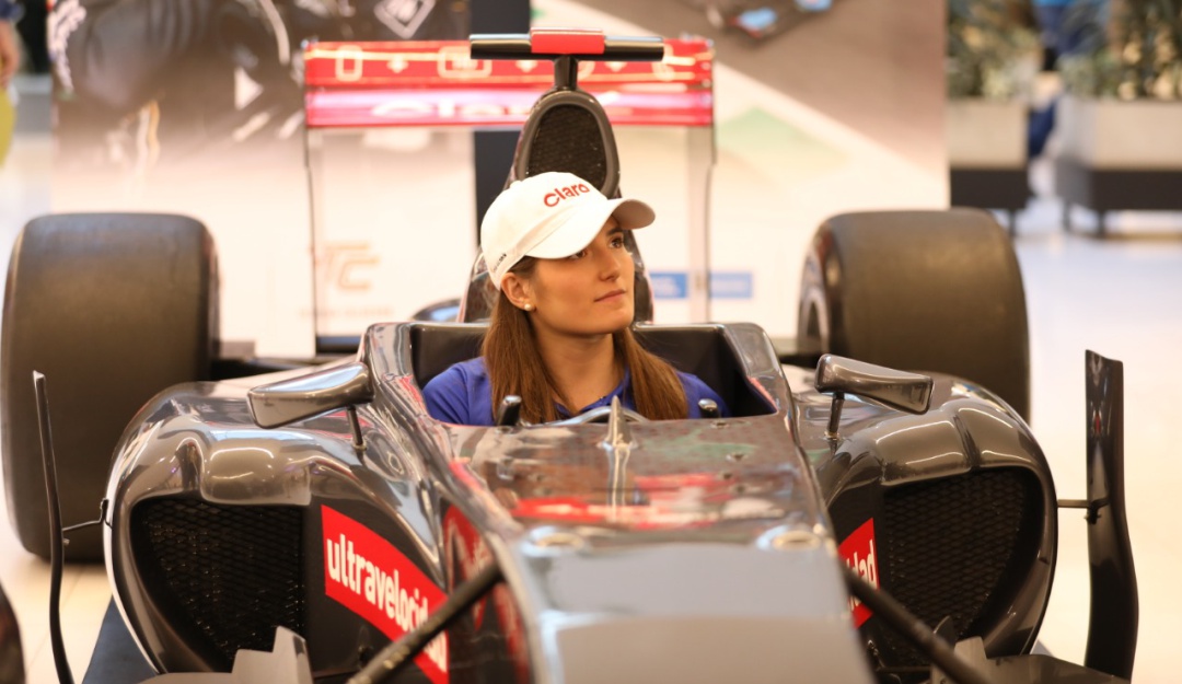 Automovilismo: Tatiana Calderón abrirá escuela de pilotaje para mujeres en España