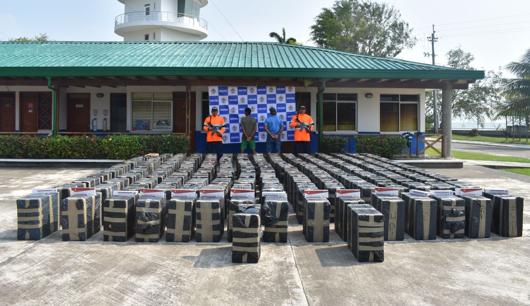 contrabando cigarrillos urabá incautados: Incautan millonario cargamento de cigarrillos de contrabando en Urabá