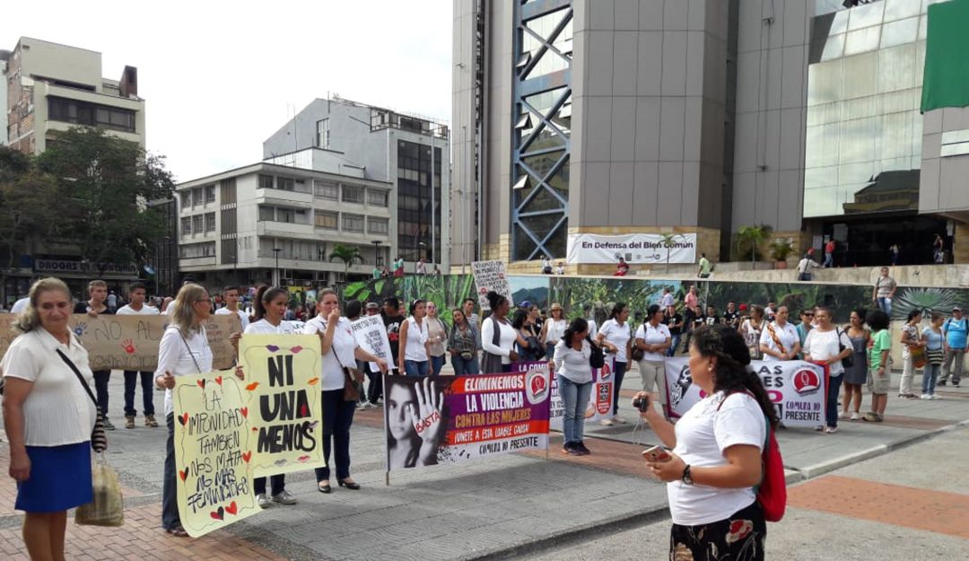 Día internacional de la mujer, rechazo a la violencia en el Quindío