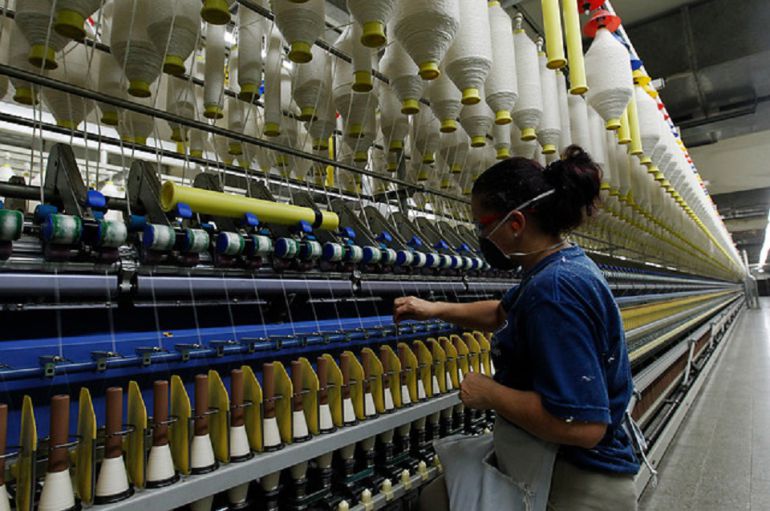 Pacto entre alcaldía y sector privado para equidad de género en Medellín