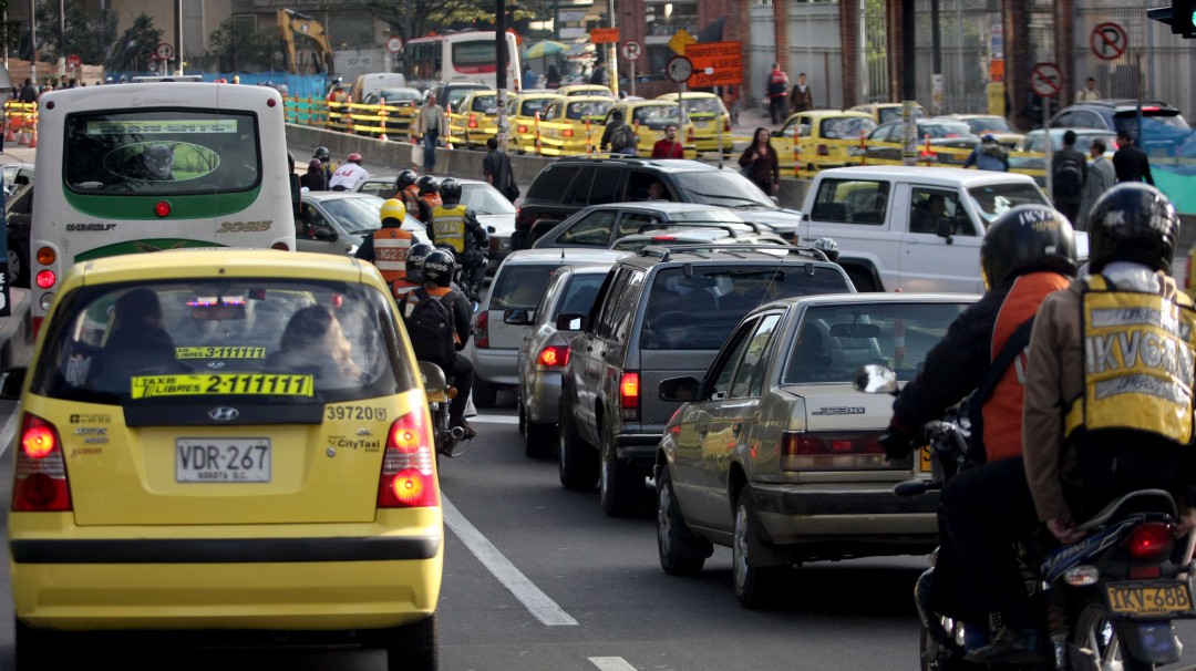 Más de 400 comparendos impuestos por no acatar pico y placa ambiental
