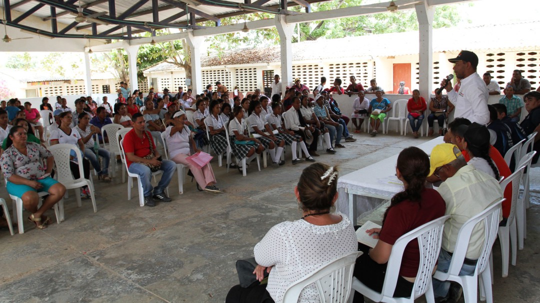 Gobernación de Bolívar cumplió con nombramiento de 15 docentes en Tiquisio
