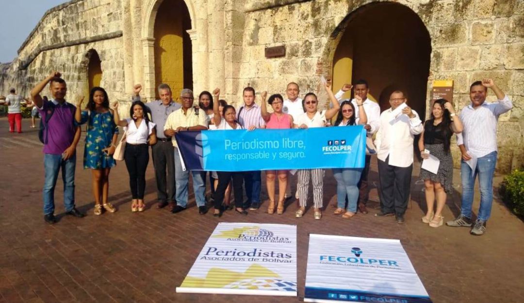 Protesta Plantón Cartagena Periodistas: Con un plantón, periodistas de Cartagena rechazan amenazas