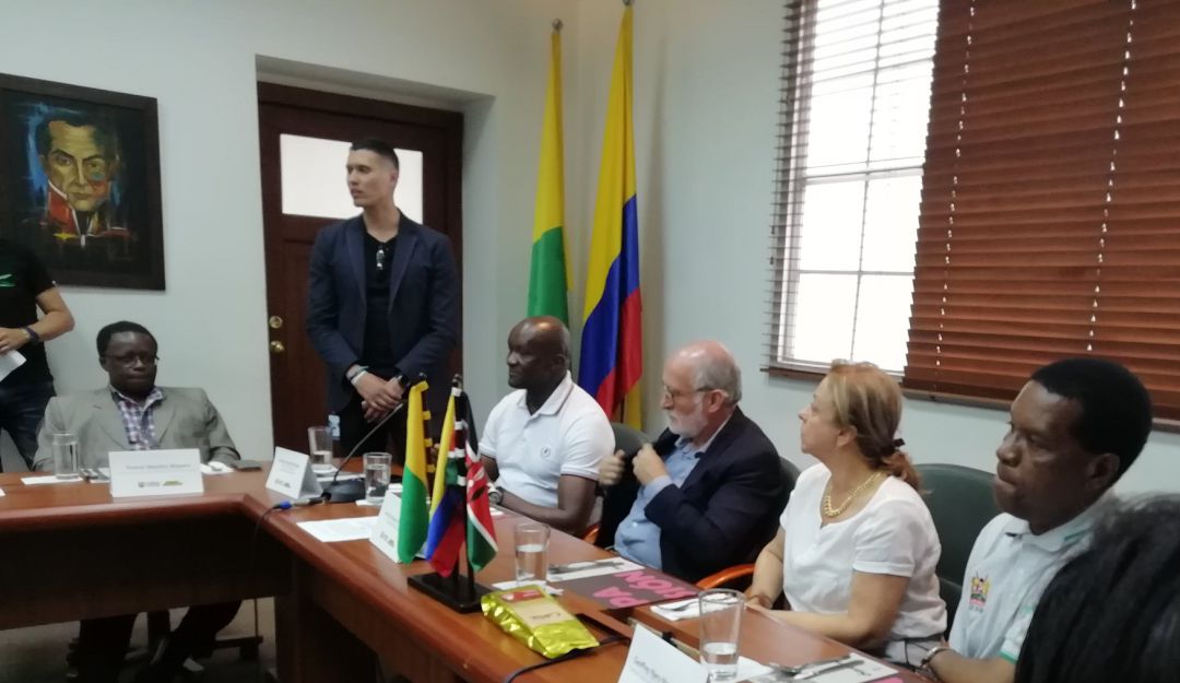 Cafeteros Kenia Turismo Cooperaciòn Internacional: Producción de café caldense, un modelo para productores de Kenia