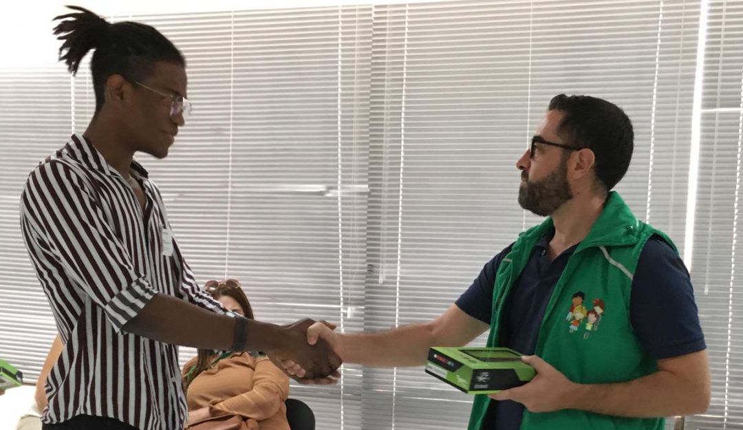 ICBF Ayuda Jóvenes Cartagena: ICBF entrega reconocimiento a jóvenes bajo Protección en Cartagena