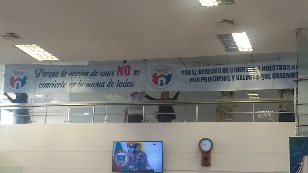 Polémica por el plan de política de familia