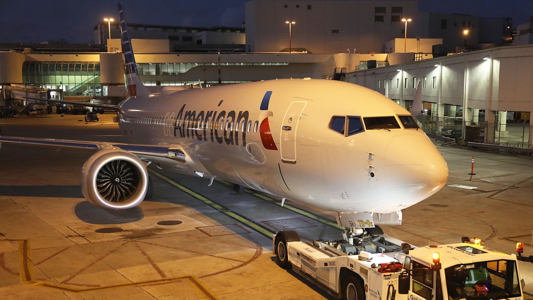American Airlines suspende sus vuelos a Venezuela