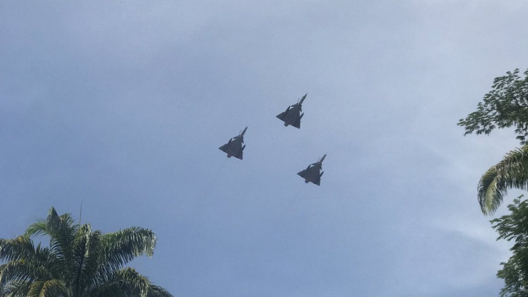 VIDEO: Con aviones celebraron Insurrección Comunera