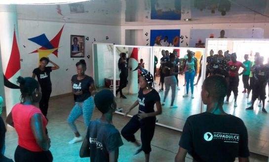 'Vive Bailando', la fundación que ha transformado la vida de jóvenes 'Vive Bailando', la fundación que ha transformado la vida de jóvenes