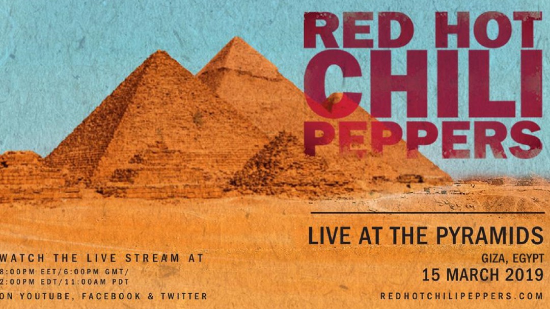 El impresionante concierto de los "Red Hot Chili Peppers"en Egipto