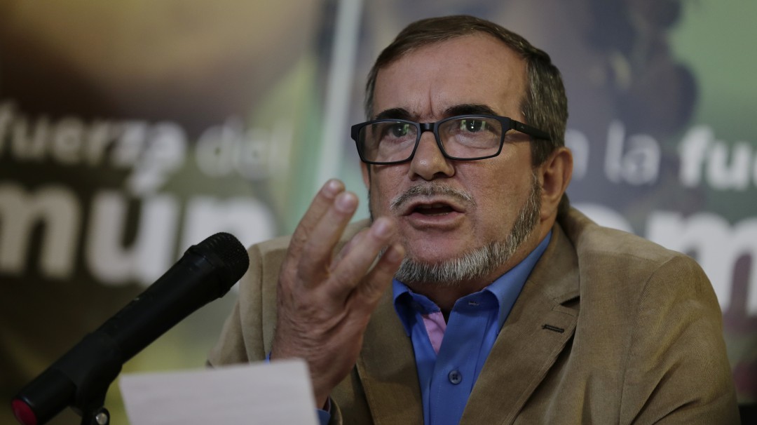 Timochenko invita a Uribe a conversar sobre las objeciones a la JEP