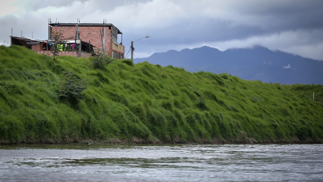 Los millonarios hallazgos en obras por el río Bogotá