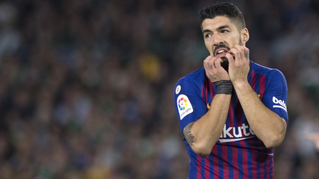 Luis Suárez sufrió un esguince de tobillo y es baja en Uruguay