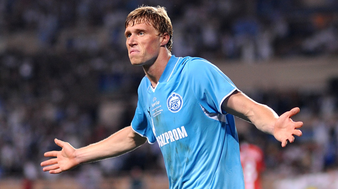 Jugador ruso rechaza a un futbolista de color en la Selección