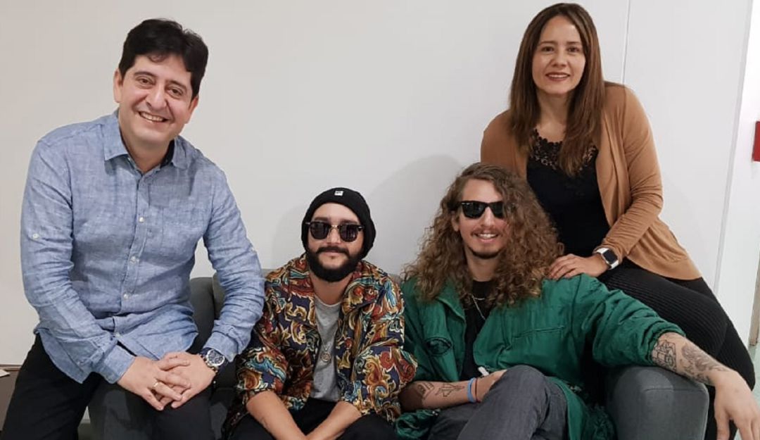 Mnkybsnss, los jóvenes también disfrutan de la champeta y la salsa.