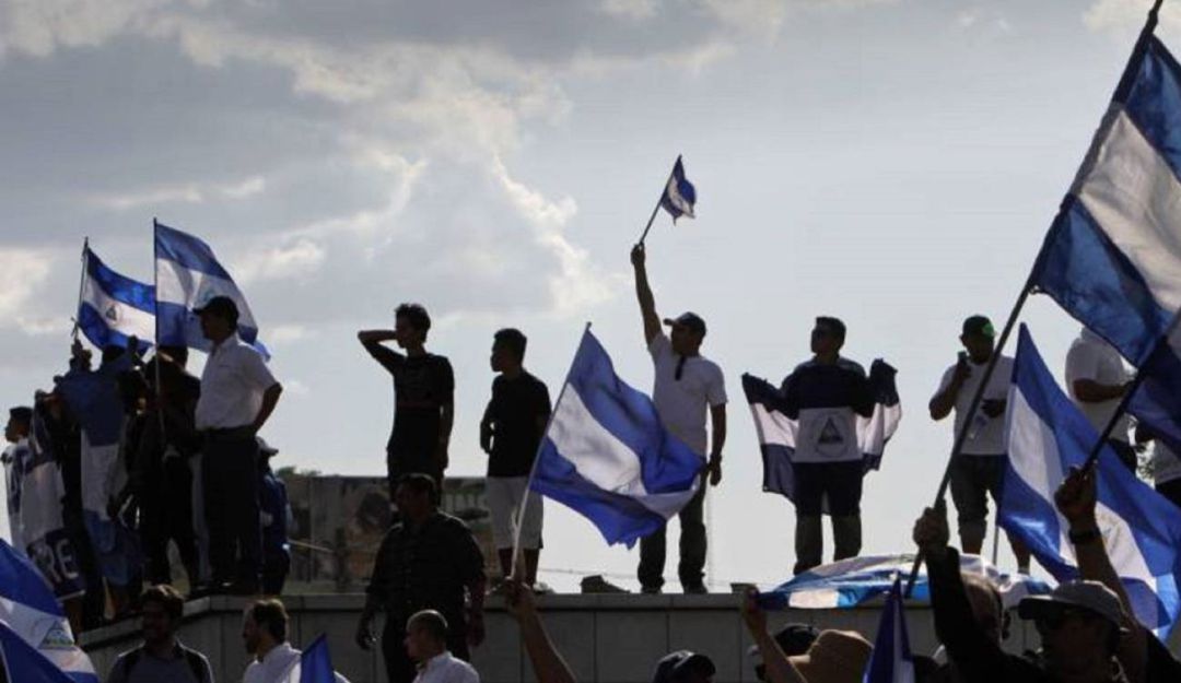 Gobierno de Nicaragua retoma diálogos y promete liberar todos los detenidos