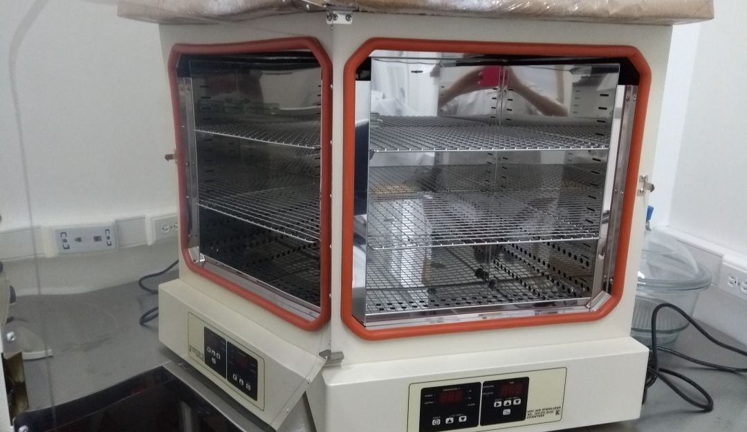 Laboratorio de miel y polen